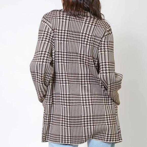 Coatigan Sweater Coat in Brown and Cream Glen Plaid Pattern - Picture 5 of 7